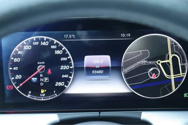Mercedes-Benz E-Klasse (2018) thumbnail 30