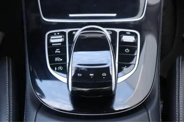 Mercedes-Benz E-Klasse (2018) thumbnail 41