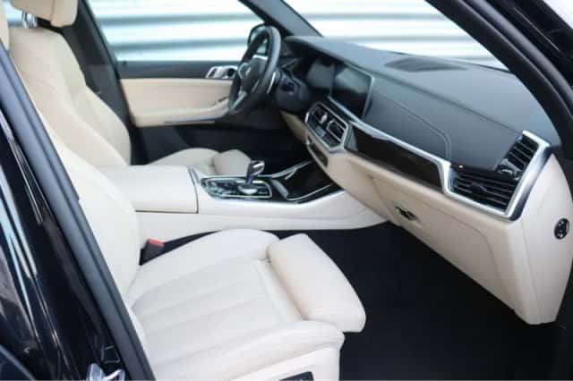 BMW X5 (2020) thumbnail 25