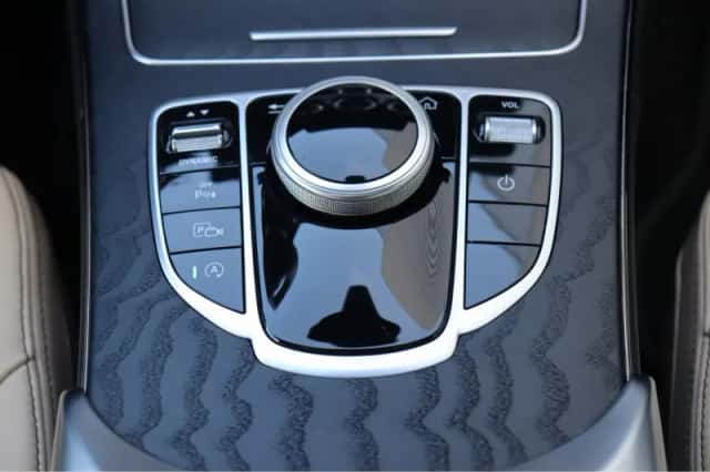 Mercedes-Benz C-Klasse (2019) thumbnail 36