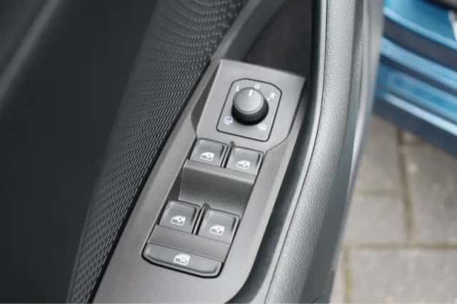 Škoda Octavia (2022) thumbnail 19