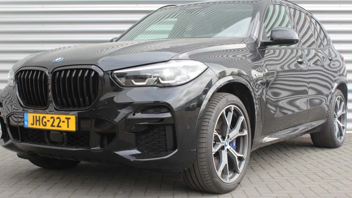 BMW X5 (2023) — foto 1