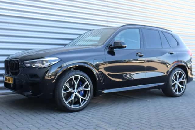 BMW X5 (2023) thumbnail 6