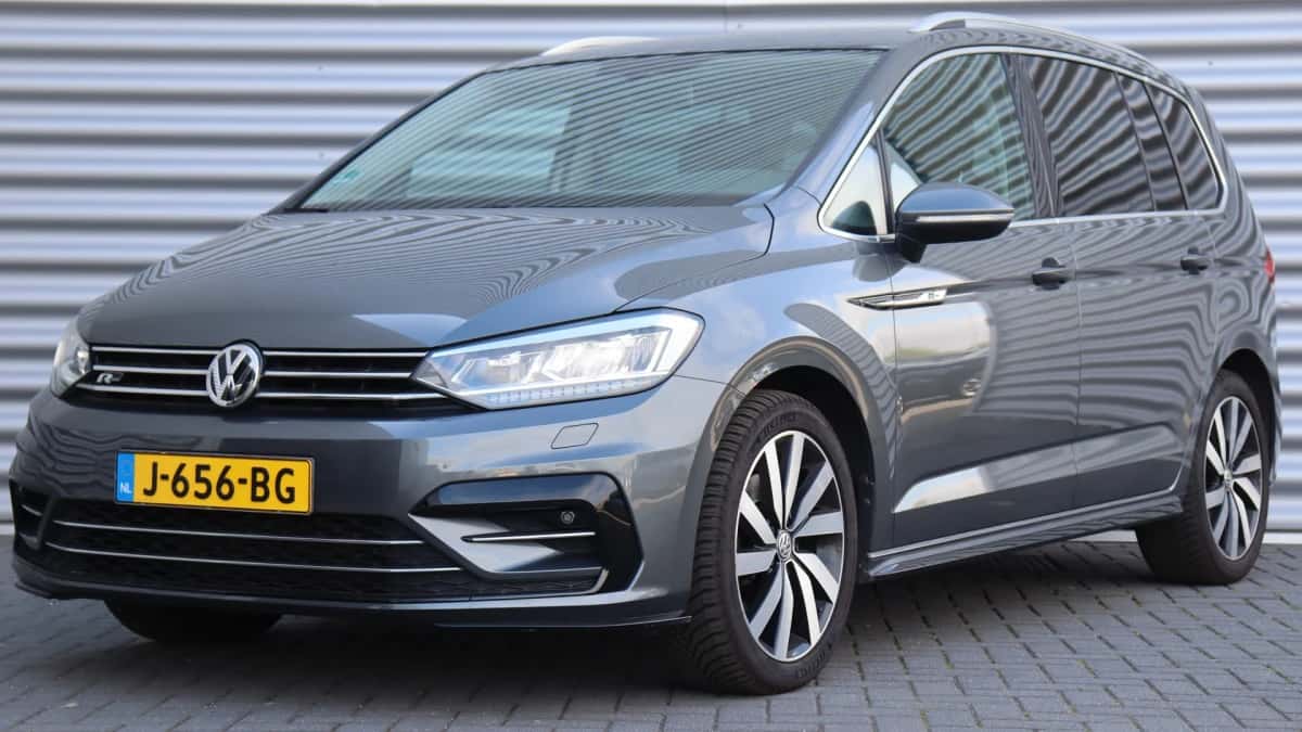 Volkswagen Touran (2019) — foto 1