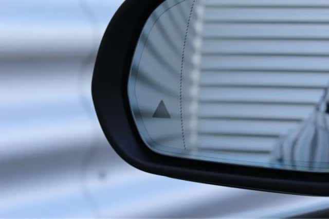 Mercedes-Benz C-Klasse (2015) thumbnail 11
