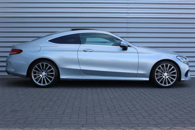 Mercedes-Benz C-Klasse (2015) thumbnail 3