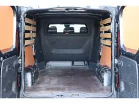 Renault Trafic (2022) thumbnail 14