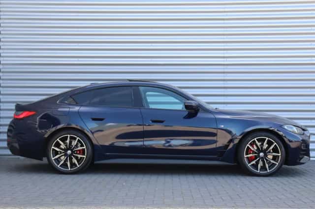 BMW 4-Serie (2023) thumbnail 3