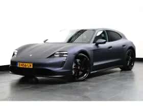 Porsche Taycan (2023) thumbnail 2