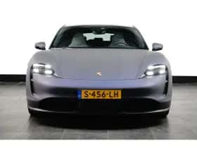 Porsche Taycan (2023) thumbnail 3