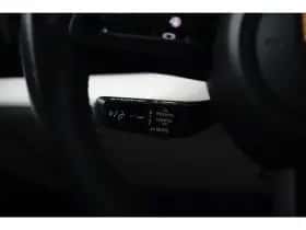 Porsche Taycan (2023) thumbnail 24