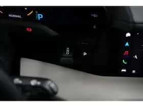 Porsche Taycan (2023) thumbnail 26