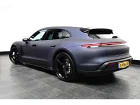 Porsche Taycan (2023) thumbnail 6