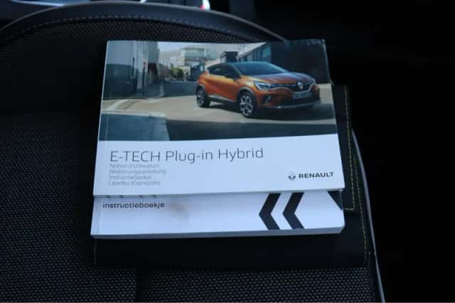 Renault Captur (2021) thumbnail 39