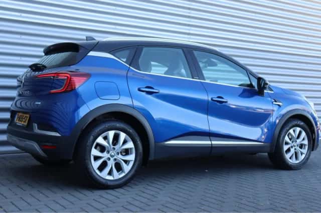Renault Captur (2021) thumbnail 9