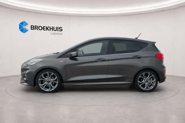 Ford Fiesta (2020) thumbnail 2