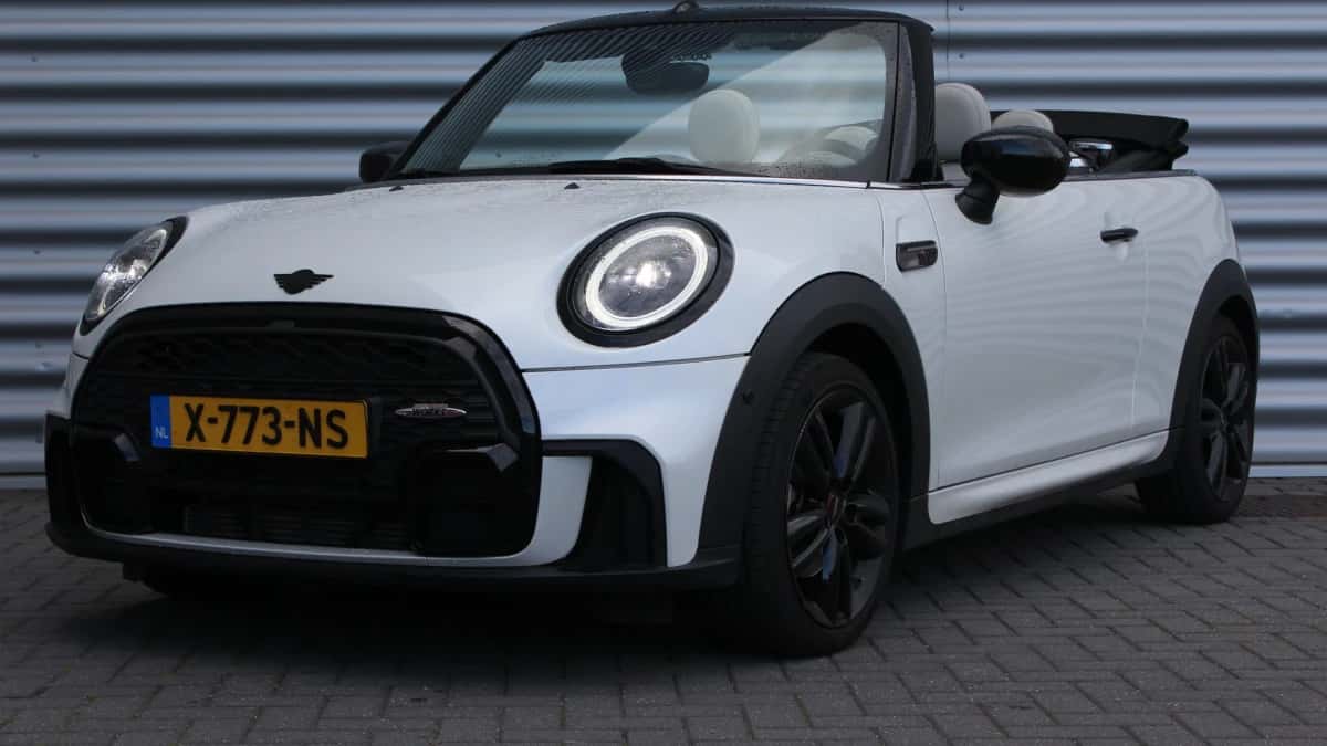 MINI Cooper (2024) — foto 1