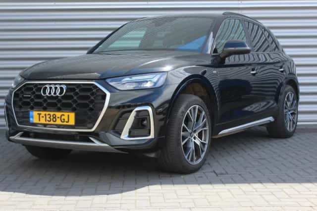Audi Q5 (2022) thumbnail 1