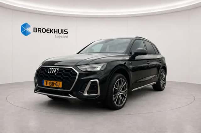Audi Q5 (2022) thumbnail 1