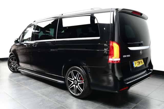Mercedes-Benz EQV (2023) thumbnail 5