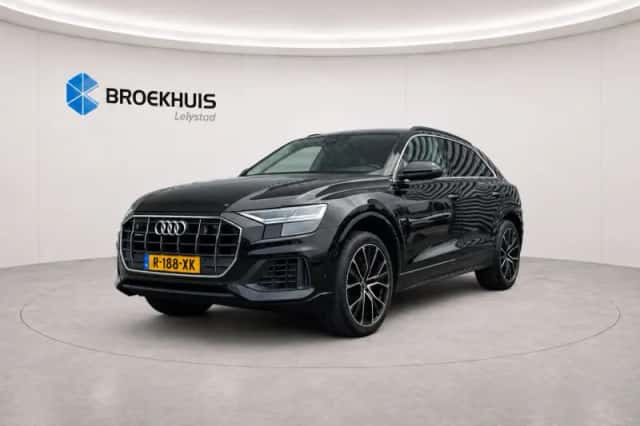 Audi Q8 (2021) thumbnail 1