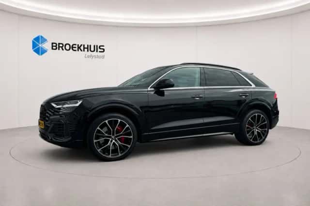 Audi Q8 (2021) thumbnail 6