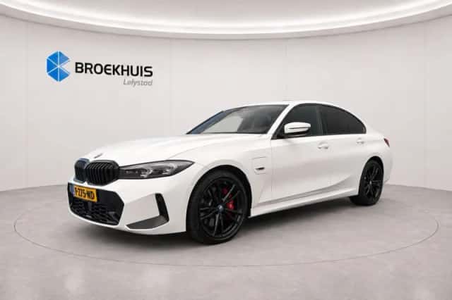 BMW 3-Serie (2023) thumbnail 6