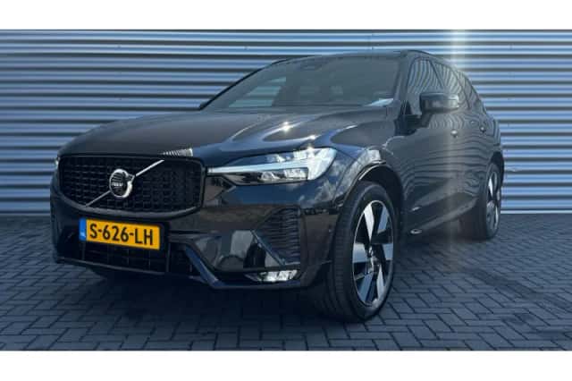 Volvo XC60 (2023) thumbnail 1