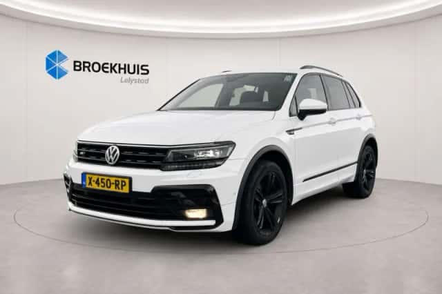 Volkswagen Tiguan (2019) thumbnail 1
