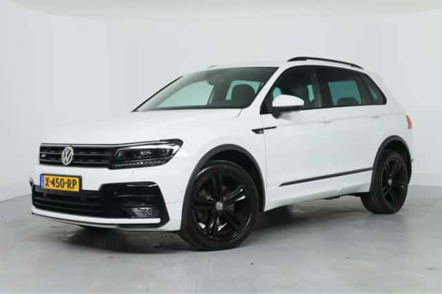 Volkswagen Tiguan (2019) thumbnail 2
