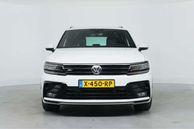 Volkswagen Tiguan (2019) thumbnail 4
