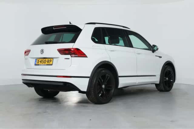 Volkswagen Tiguan (2019) thumbnail 6