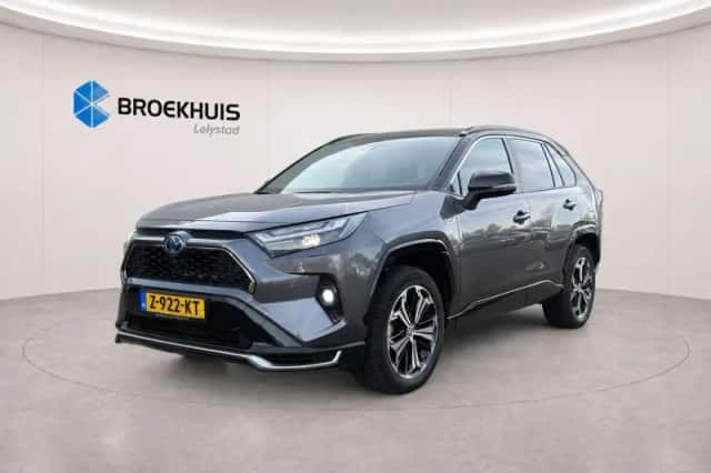 Toyota RAV4 (2024) thumbnail 1