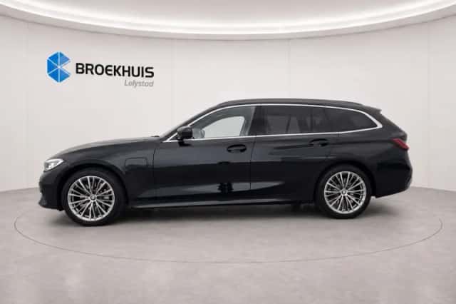 BMW 3-Serie (2021) thumbnail 2