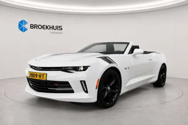 Chevrolet Camaro (2017) thumbnail 1