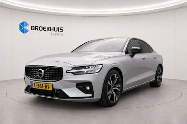 Volvo S60 (2021) thumbnail 1