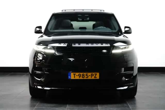 Land Rover Range Rover Sport (2023) thumbnail 4