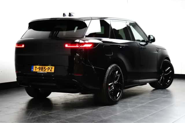 Land Rover Range Rover Sport (2023) thumbnail 5