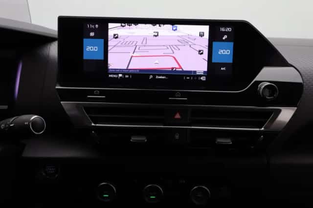 Citroën C4 (2021) thumbnail 18