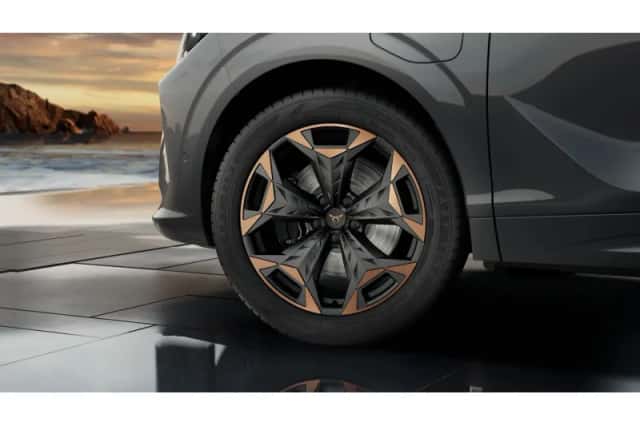 CUPRA Terramar (2025) thumbnail 5