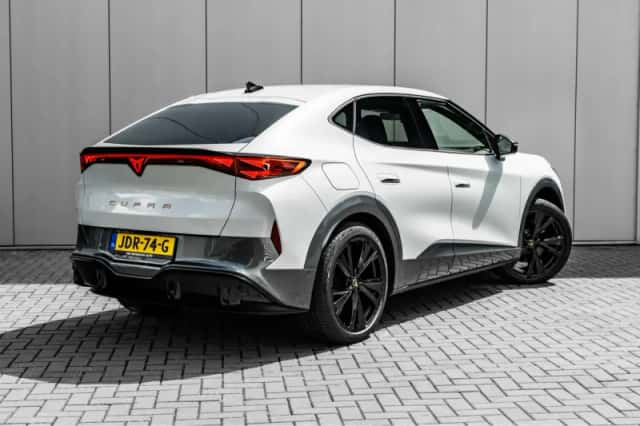 CUPRA Tavascan (2026) thumbnail 2