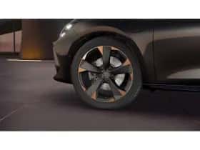 CUPRA Leon (2026) thumbnail 5