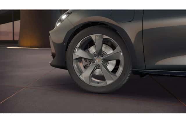 CUPRA Leon (2026) thumbnail 5