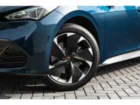 CUPRA Born (2025) thumbnail 7