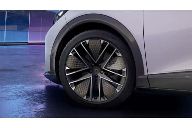 CUPRA Tavascan (2026) thumbnail 5