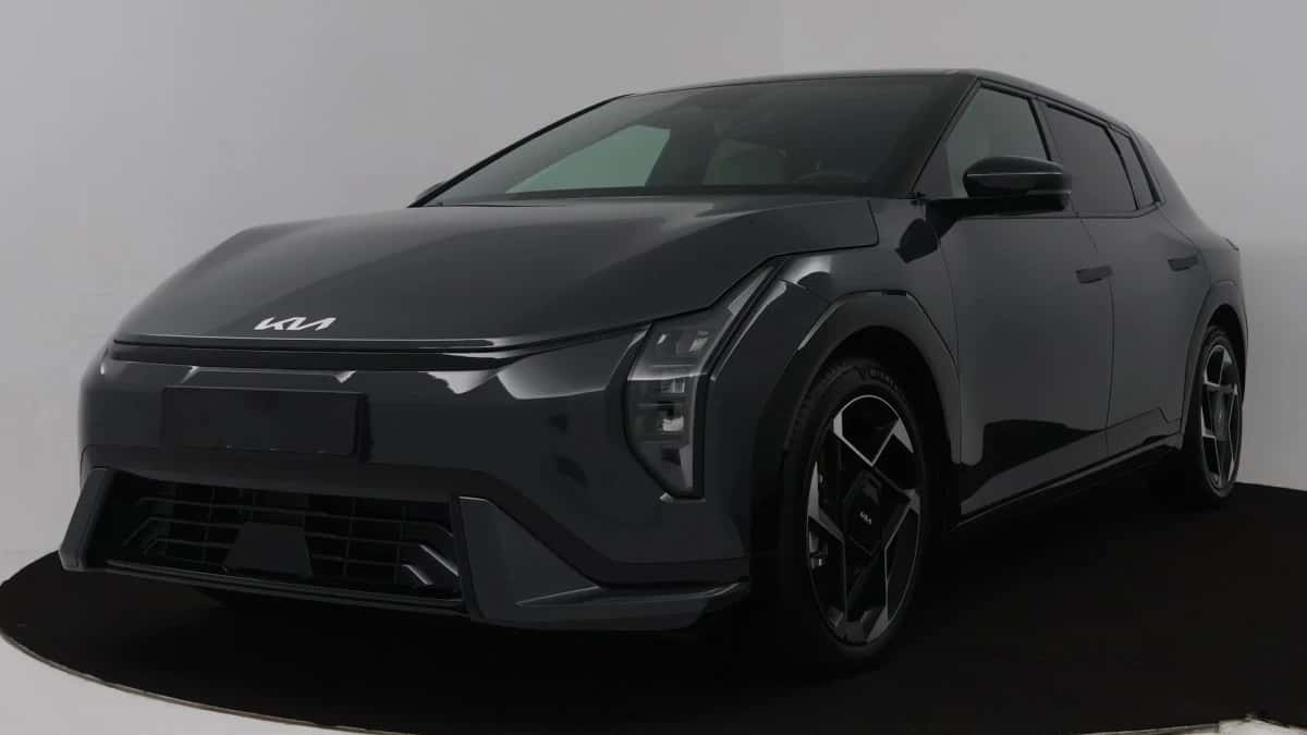 CUPRA Tavascan (2026) — foto 1