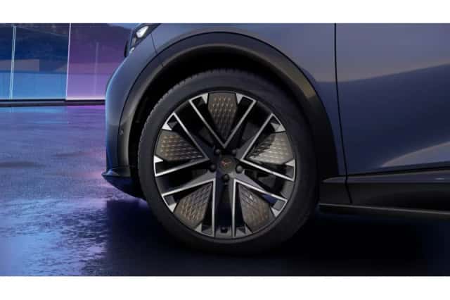 CUPRA Tavascan (2026) thumbnail 5
