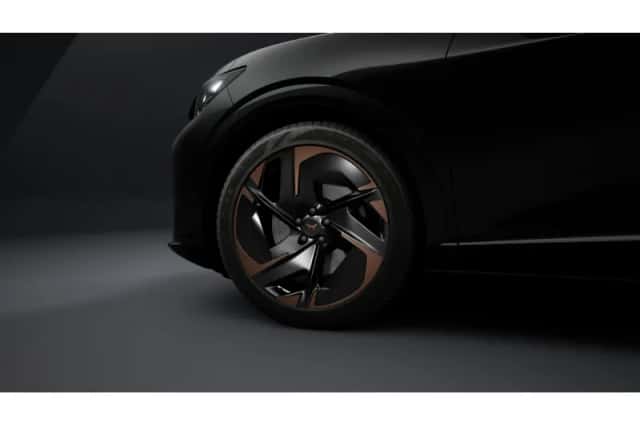 CUPRA Tavascan (2026) thumbnail 5