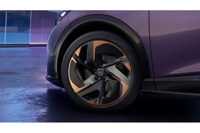 CUPRA Tavascan (2026) thumbnail 5