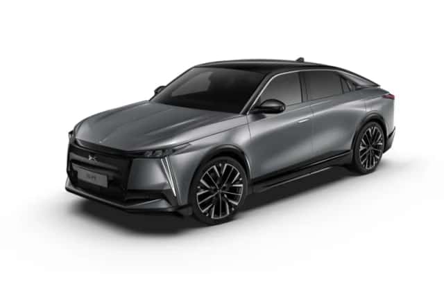DS N°8 (2026) thumbnail 1